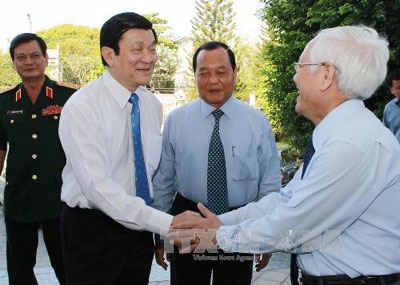 Le Président vietnamien formule les voeux de l'An à Ho Chi Minh-ville